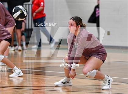 Thumbnail 2 in Thrall vs Johnson City (UIL 2A Region 4 Semifinal Playoff) photogallery.