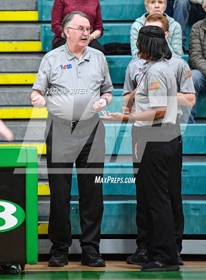 Thumbnail 3 in Thrall vs Johnson City (UIL 2A Region 4 Semifinal Playoff) photogallery.