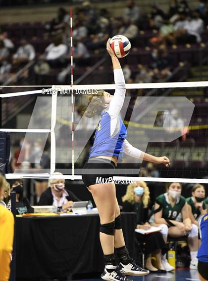 Thumbnail 3 in Stratton/Liberty @ Simla (CHSAA 1A Playoff) photogallery.