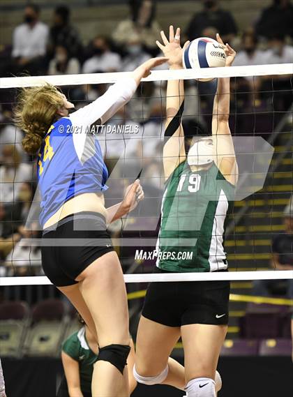 Thumbnail 1 in Stratton/Liberty @ Simla (CHSAA 1A Playoff) photogallery.