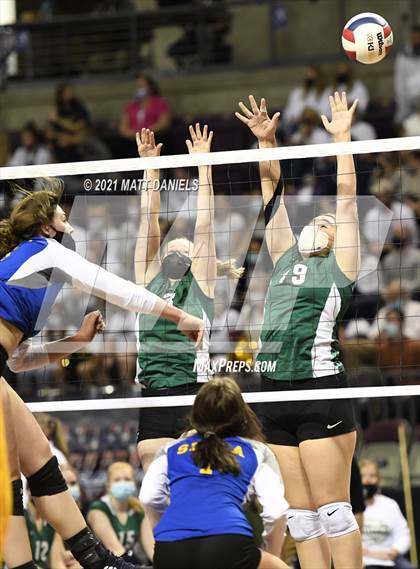 Thumbnail 3 in Stratton/Liberty @ Simla (CHSAA 1A Playoff) photogallery.