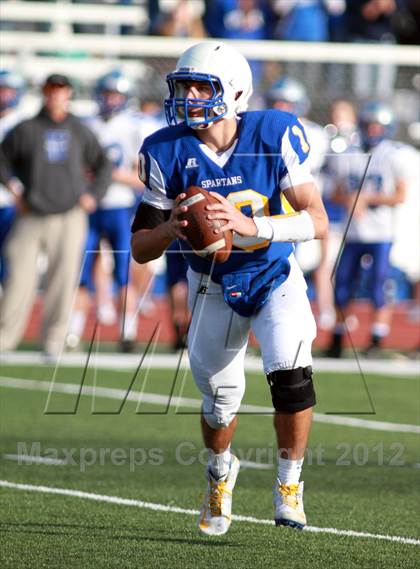 Thumbnail 2 in Holton @ Collegiate (KSHSAA 4A Regional) photogallery.