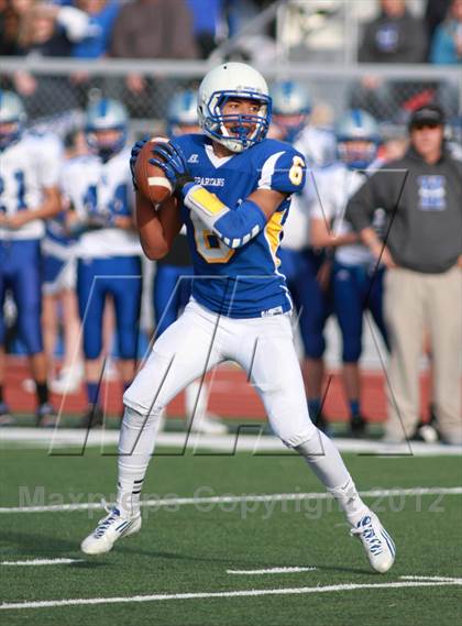 Thumbnail 1 in Holton @ Collegiate (KSHSAA 4A Regional) photogallery.