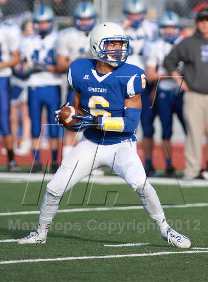 Thumbnail 2 in Holton @ Collegiate (KSHSAA 4A Regional) photogallery.