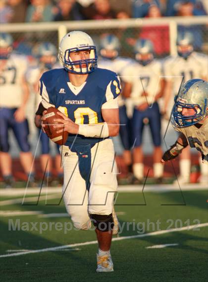 Thumbnail 2 in Holton @ Collegiate (KSHSAA 4A Regional) photogallery.