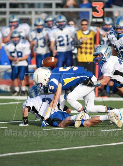 Thumbnail 1 in Holton @ Collegiate (KSHSAA 4A Regional) photogallery.