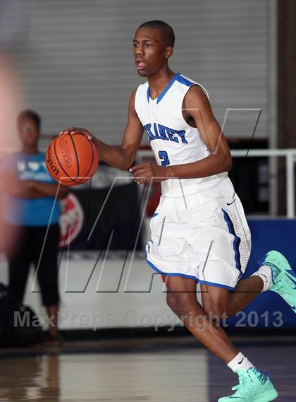Thumbnail 3 in Westlake vs. DeKaney (McDonald's Texas Invitational) photogallery.