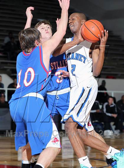 Thumbnail 2 in Westlake vs. DeKaney (McDonald's Texas Invitational) photogallery.