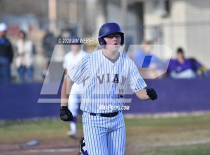 Thumbnail 2 in Salina @ Vian photogallery.