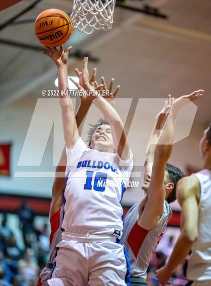 Thumbnail 2 in St. Pauls vs Red Springs (SAC Conference Championship) photogallery.