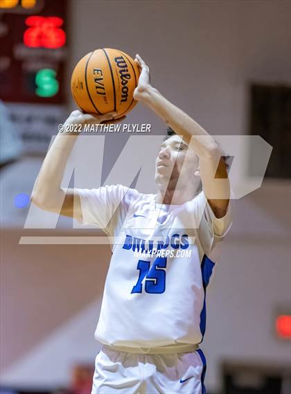 Thumbnail 1 in St. Pauls vs Red Springs (SAC Conference Championship) photogallery.