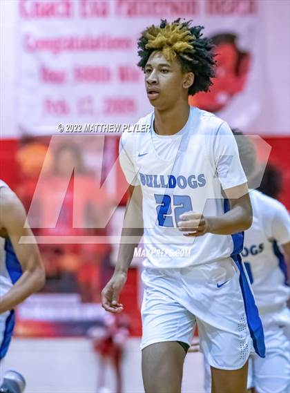 Thumbnail 3 in St. Pauls vs Red Springs (SAC Conference Championship) photogallery.