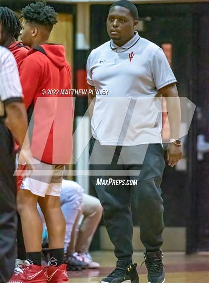 Thumbnail 1 in St. Pauls vs Red Springs (SAC Conference Championship) photogallery.