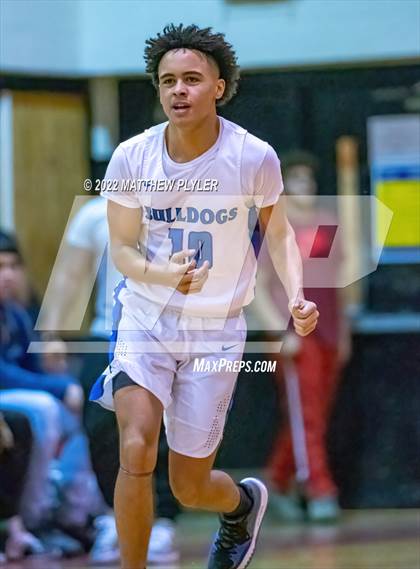Thumbnail 2 in St. Pauls vs Red Springs (SAC Conference Championship) photogallery.