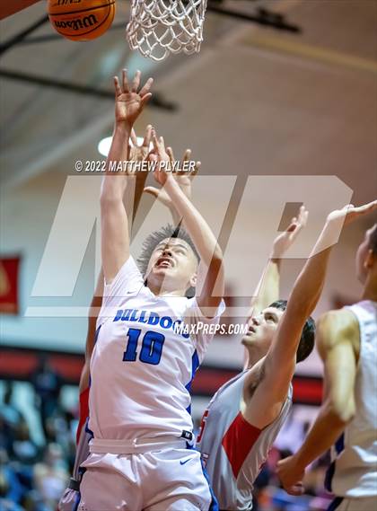 Thumbnail 3 in St. Pauls vs Red Springs (SAC Conference Championship) photogallery.