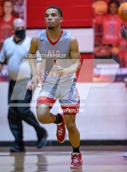 Thumbnail 1 in St. Pauls vs Red Springs (SAC Conference Championship) photogallery.