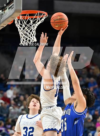 Thumbnail 2 in Lipan vs Mumford (UIL 2A State Semifinal) photogallery.