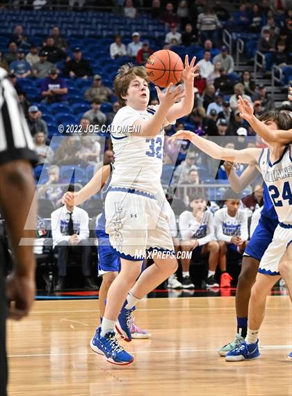 Thumbnail 1 in Lipan vs Mumford (UIL 2A State Semifinal) photogallery.