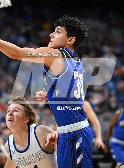 Thumbnail 3 in Lipan vs Mumford (UIL 2A State Semifinal) photogallery.
