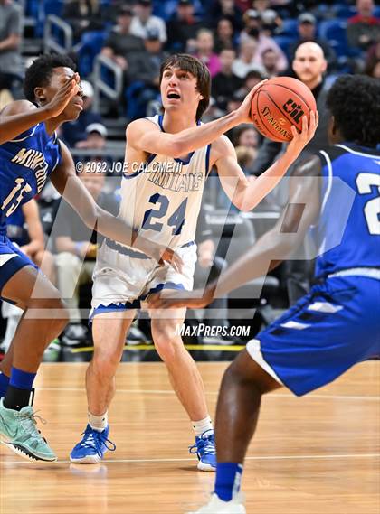 Thumbnail 2 in Lipan vs Mumford (UIL 2A State Semifinal) photogallery.