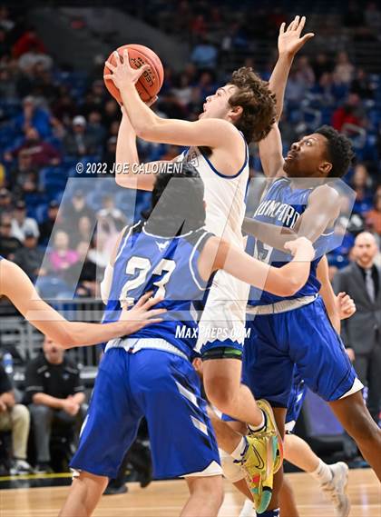 Thumbnail 3 in Lipan vs Mumford (UIL 2A State Semifinal) photogallery.