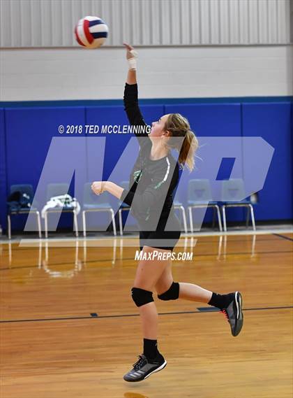 Thumbnail 3 in Hoxie vs. Baptist Prep (AAA 3A 1st Round Playoff) photogallery.