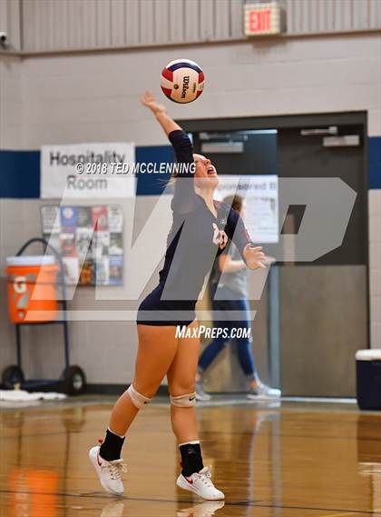 Thumbnail 3 in Hoxie vs. Baptist Prep (AAA 3A 1st Round Playoff) photogallery.