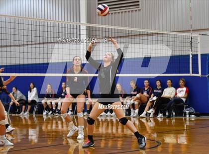 Thumbnail 2 in Hoxie vs. Baptist Prep (AAA 3A 1st Round Playoff) photogallery.