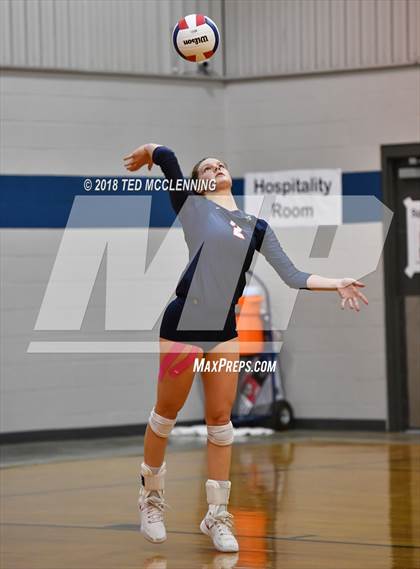 Thumbnail 3 in Hoxie vs. Baptist Prep (AAA 3A 1st Round Playoff) photogallery.