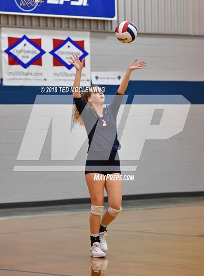 Thumbnail 2 in Hoxie vs. Baptist Prep (AAA 3A 1st Round Playoff) photogallery.