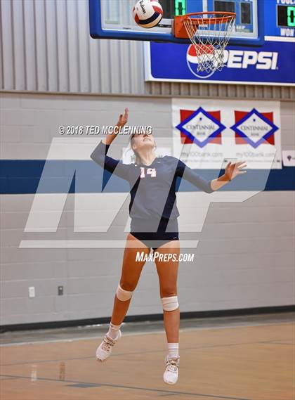 Thumbnail 2 in Hoxie vs. Baptist Prep (AAA 3A 1st Round Playoff) photogallery.