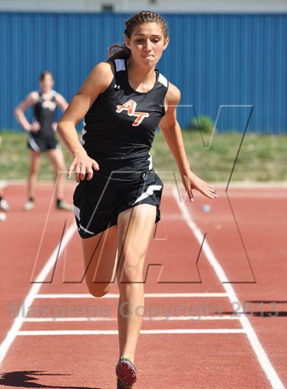 Thumbnail 1 in 55th Bloomfield Invitational photogallery.