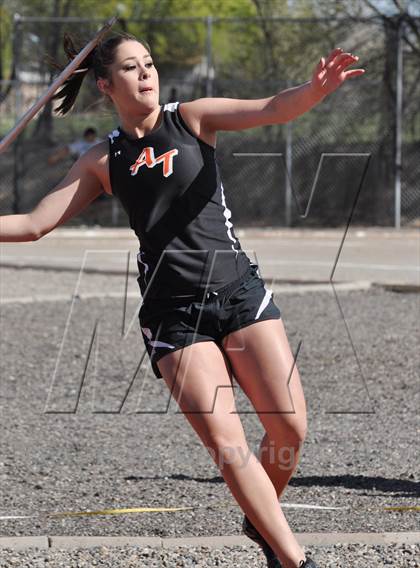 Thumbnail 1 in 55th Bloomfield Invitational photogallery.