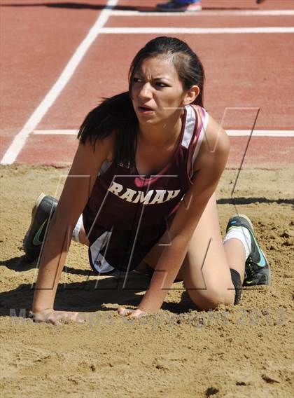 Thumbnail 1 in 55th Bloomfield Invitational photogallery.
