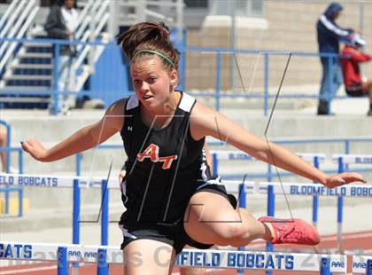 Thumbnail 3 in 55th Bloomfield Invitational photogallery.