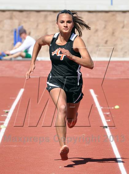 Thumbnail 3 in 55th Bloomfield Invitational photogallery.