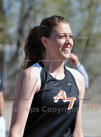 Thumbnail 3 in 55th Bloomfield Invitational photogallery.
