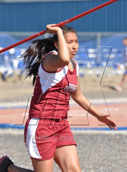 Thumbnail 2 in 55th Bloomfield Invitational photogallery.