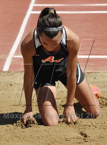Thumbnail 3 in 55th Bloomfield Invitational photogallery.