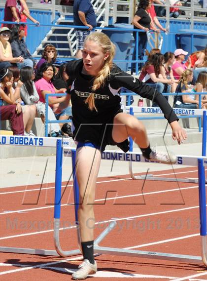 Thumbnail 3 in 55th Bloomfield Invitational photogallery.