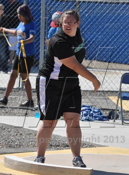 Thumbnail 2 in 55th Bloomfield Invitational photogallery.