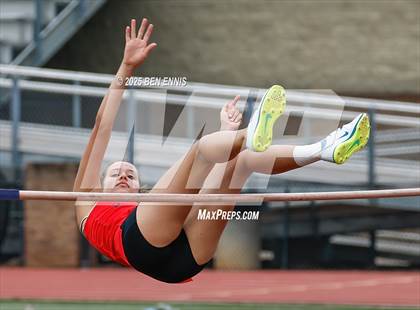 Thumbnail 1 in GIAA Track & Field Championships photogallery.