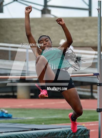Thumbnail 2 in GIAA Track & Field Championships photogallery.