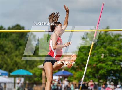 Thumbnail 3 in GIAA Track & Field Championships photogallery.