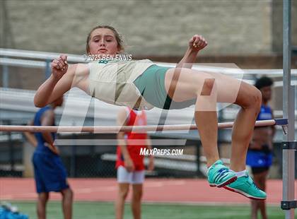 Thumbnail 1 in GIAA Track & Field Championships photogallery.