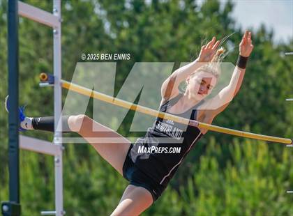 Thumbnail 1 in GIAA Track & Field Championships photogallery.