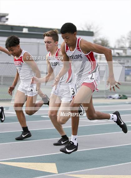 Thumbnail 1 in Capital Valley Conference 1A Meet photogallery.