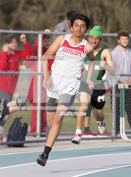 Thumbnail 2 in Capital Valley Conference 1A Meet photogallery.