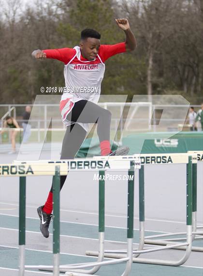 Thumbnail 2 in Capital Valley Conference 1A Meet photogallery.