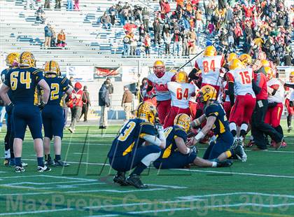 Thumbnail 3 in North Catholic vs. Old Forge (PIAA Class A Final) photogallery.